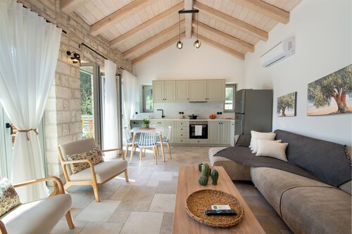 Villa Iliana on Paxos is looking forward to host you.