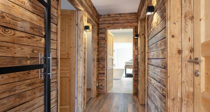 Large holiday apartment right by the ski lift