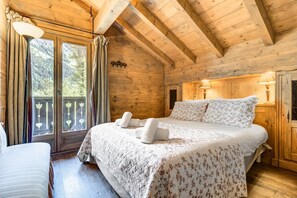 4 Schlafzimmer, Reisekinderbett, kostenloses WLAN, Bettwäsche