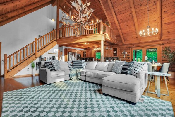 Smart TV, fireplace, video games, ping pong