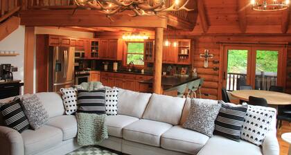 Forest Haven Retreat