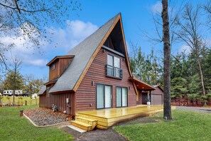 Exterior - Nekoosa Albatross A-Frame – Lake Sherwood WI, Town of Rome, near Sand Valley. (Nekoosa)