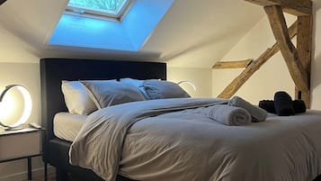 5 makuuhuonetta, silitysrauta/-lauta, Wi-Fi, vuodevaatteet