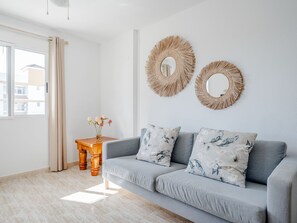 Living area - San Fernando by Interhome (Oliva)