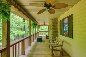 Terrace/patio - 5 Mi to Lake Robinson: WFH-Friendly Home w/ Pool (Greer)