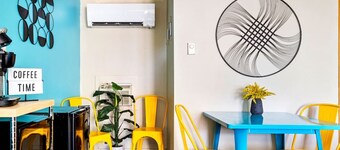 Cozy Motel Stay – 2 Full Beds, Pool & Free Parking