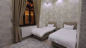 Literie hypoallergénique, minibar, bureau