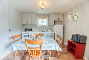 Microwave, oven, stovetop