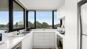 Microwave, oven, stovetop, dishwasher