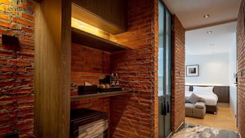 Family Quadruple Room, City View | 1 bedroom, desk, free WiFi