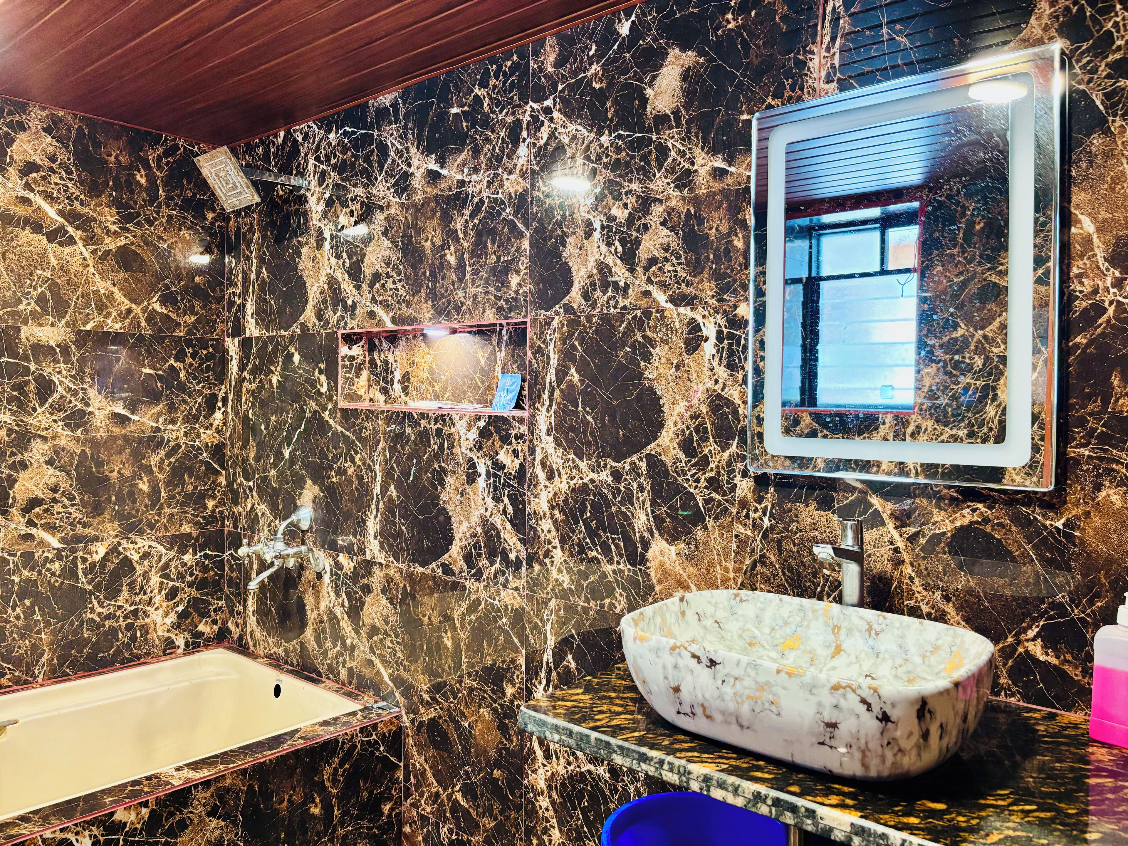 Shower, rainfall showerhead