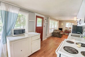 Refrigerador, horno, parrilla de estufa y lavavajillas