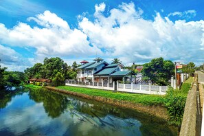 Exterior - Ayur Ayur White Sail Villa (Negombo)