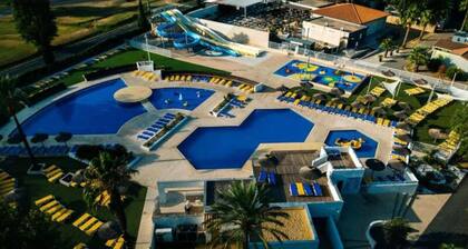 2-bedroom Mobile Home With Large Terrace