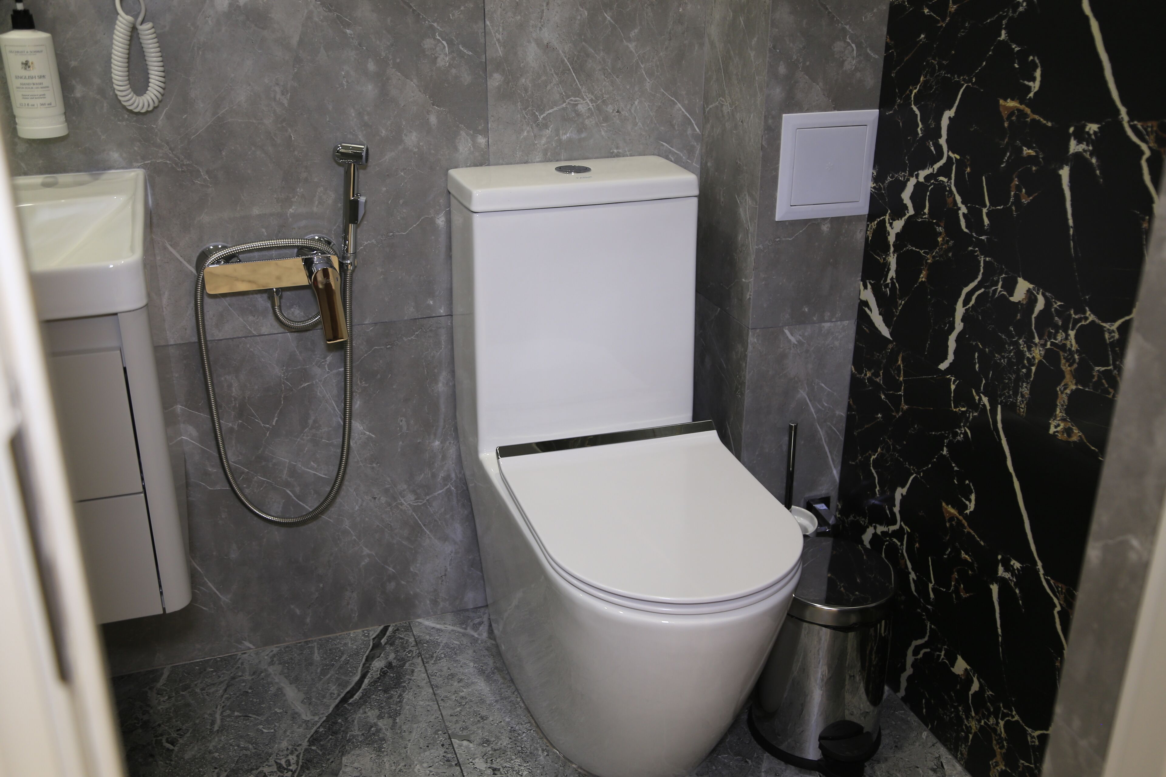 Photo - Tillokori Plaza Hotel