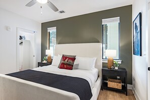 2 bedrooms, iron/ironing board, free WiFi, bed sheets