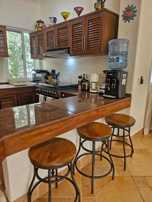 Microwave, oven, stovetop, coffee/tea maker