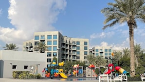 Apartment - Elite LUX Holiday Homes - Cozy 2BR Getaway Minutes From Expo City Dubai (Dubai)