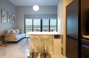 Apartment | 2 bedrooms - Elite LUX Holiday Homes - Cozy 2BR Getaway Minutes From Expo City Dubai (Dubai)