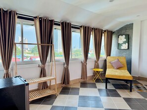 Free WiFi, bed sheets - Activate C3 Hostel (Phnom Penh)
