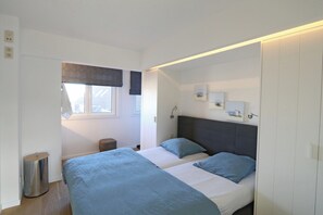 3 bedrooms, iron/ironing board, free WiFi - Apartment in Het Zoute with Sea Views (KNOKKE - HEIST)