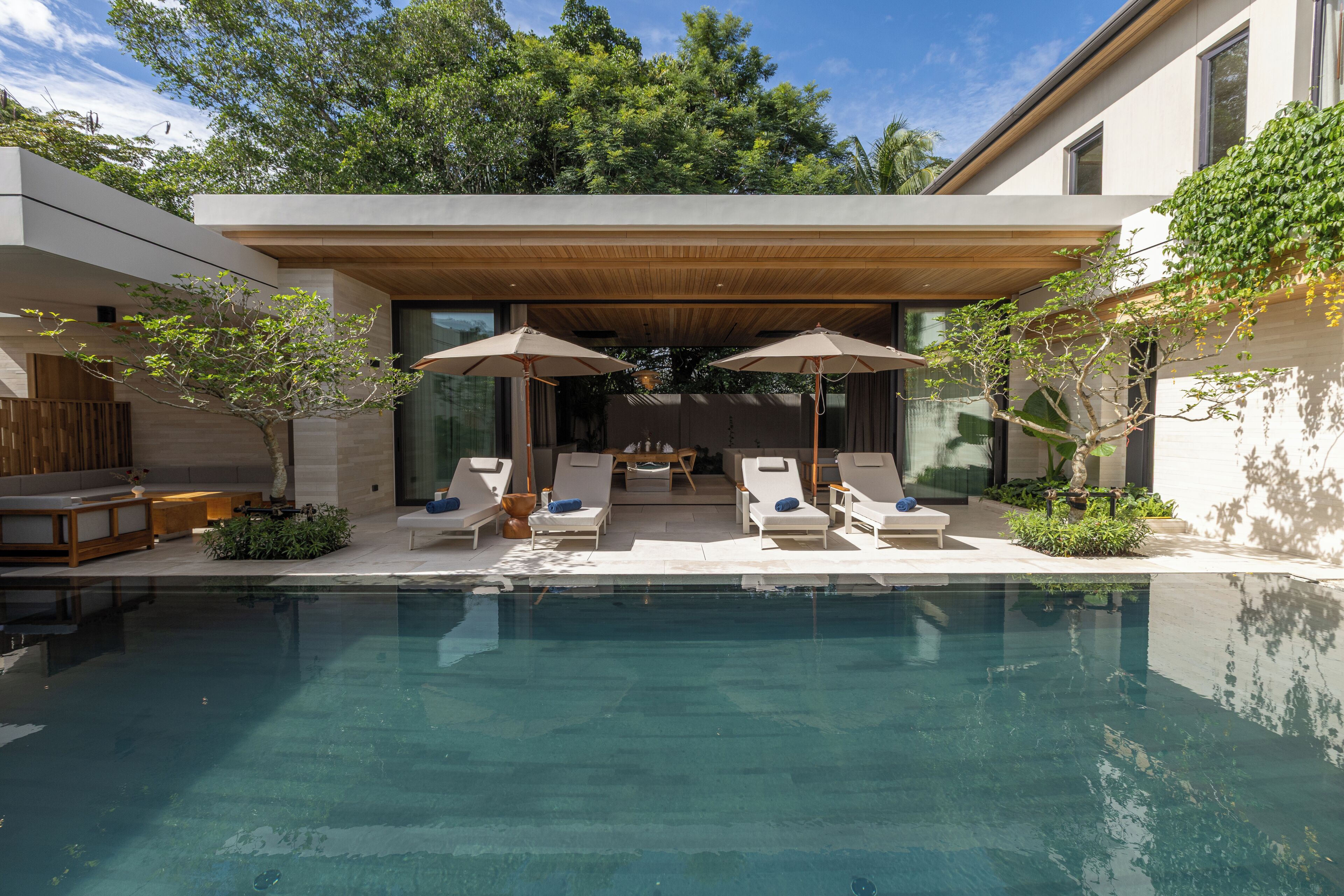 Villa 4 | In-room safe, individually decorated, blackout drapes