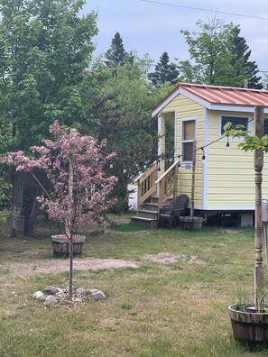 Exterior - Superior Sunrise Tiny Home w/Firepit & access to Pictured Rocks and Grand Island (Christmas)