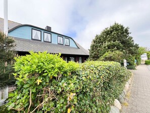 Imagen sin descripción, 3 de 34, botón