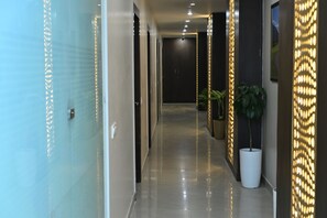 Classic-Einzelzimmer, Blick auf den Innenhof | Verdunkelungsvorhänge, Bügeleisen/Bügelbrett, kostenloses WLAN