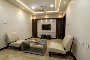 32-tums LED-tv med satellitkanaler