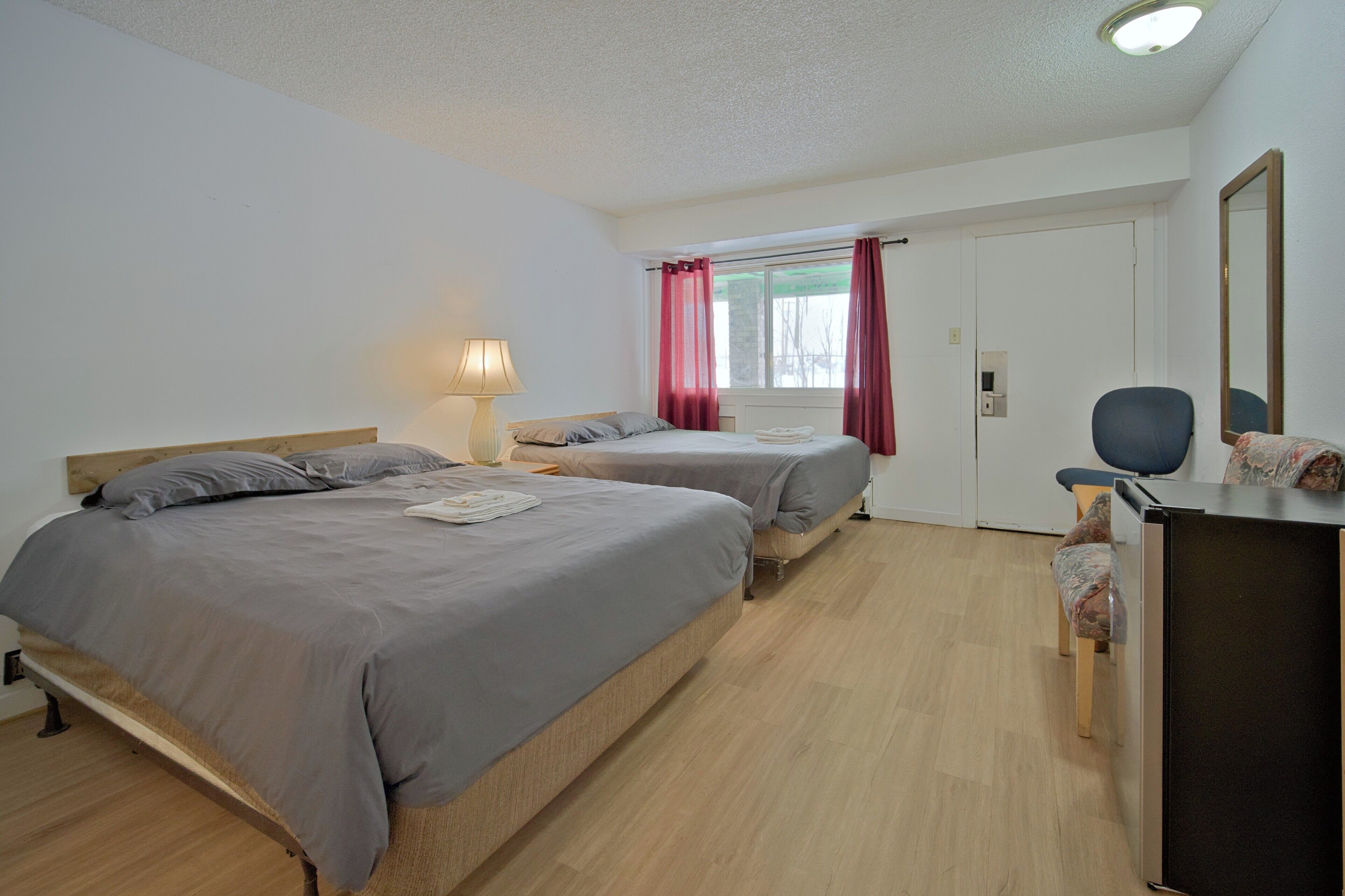 Familiesuite, flere senger, ikke-røyk, mikrobølgeovn | Sengetøy av topp kvalitet, wi-fi (inkludert) og sengetøy