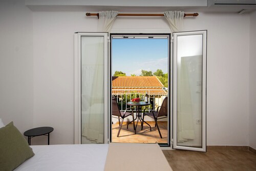 Enjoy Comfort and Excellent Hospitality for a Memorable Stay!