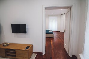 Comfort Double Room, City View | Desk, laptop workspace, free WiFi