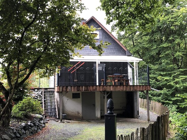 Exterior - Holiday Home With Covered Terrace in Winterberg (Winterberg)