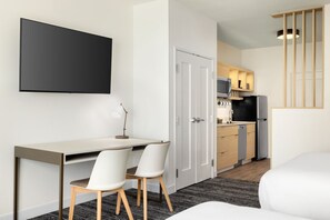 Studio, 2 Queen Beds | Desk, iron/ironing board, free WiFi, bed sheets - TownePlace Suites by Marriott Humble Intercontinental Airport (Humble)