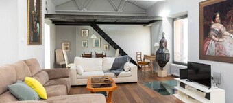 Detached house with garage and private garden in the center of Segovia