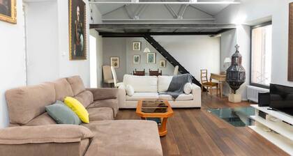 Detached house with garage and private garden in the center of Segovia