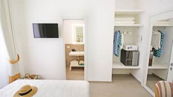 Habitación estándar | Caja de seguridad en la habitación, escritorio y insonorización