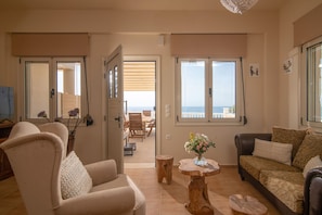 2 bedrooms - Posto Serene With Jacuzzi (Minoa Pediada)
