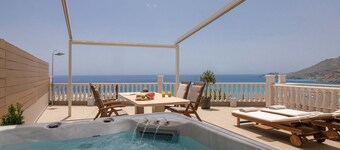 Posto Serene With Jacuzzi