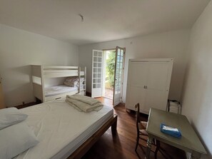 3 sovrum, strykjärn/strykbräda, resesäng och wi-fi