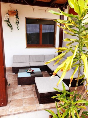 Property grounds - Cozy and quiet house with garden just 200 m from the village center. (Villasimius)