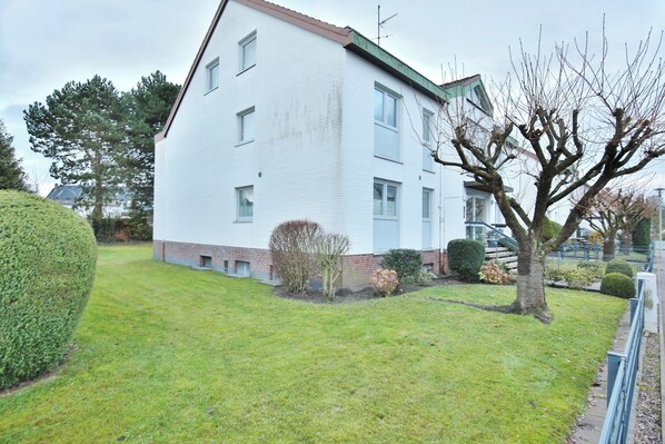 Unclassified image, 1 of 18, button - Ostseewelle Apartment 5 (Timmendorfer Strand)