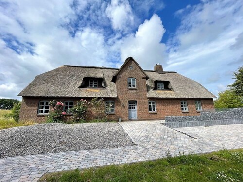 Cozy Holiday Apartment in Ockholm with Garden and Parking