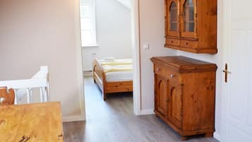 4 bedrooms, free WiFi