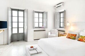 7 bedrooms, free WiFi