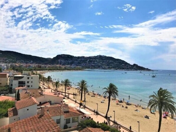 Beach nearby - Nice apartment in the center of Rosas AV-77 (ROSES)