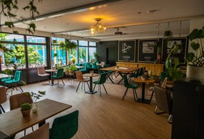 独立别墅 | 用餐