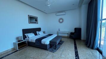 Luxury Villa, Mountain View | 8 bedrooms, in-room safe, iron/ironing board, free WiFi