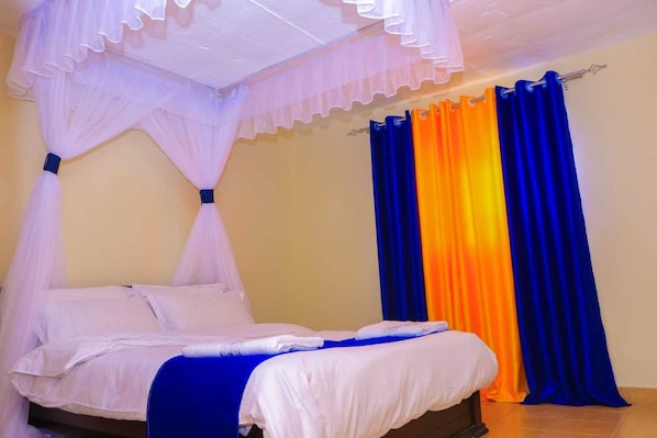 Apartamento superior, vista para a cidade | 1 quarto, Wi-Fi de cortesia